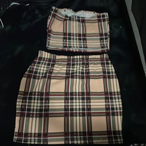 Matching set plaid tube top with elastic mini skirt